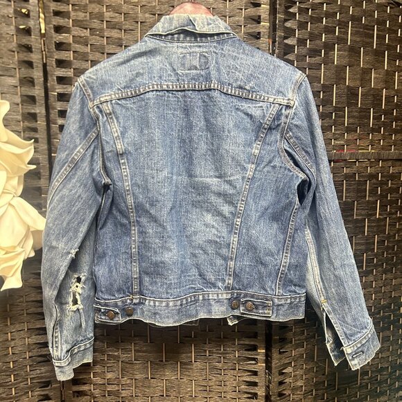 Vintage Levi’s Distressed Denim Jacket Size Medium - Picture 13 of 13